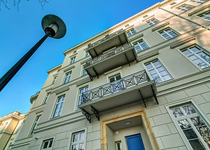 Ξενοδοχείο με διαμερίσματα Joyinn 3*