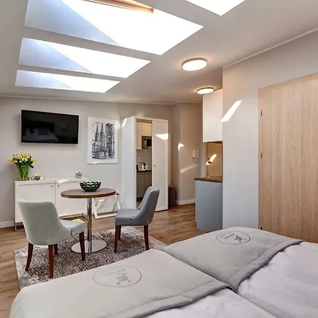 מלון דירות Joyinn 3*